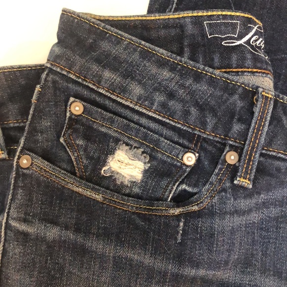 Vintage Levi’s Bold Curve Blue Jeans 5 pockets Straight Bootcut Leg Sz. 27 - Picture 3 of 8